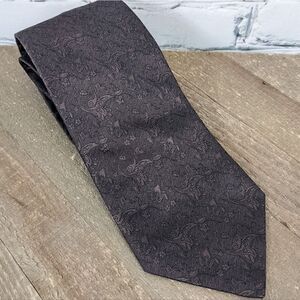 Lavin Paris men's necktie in Brown silk with flower motif